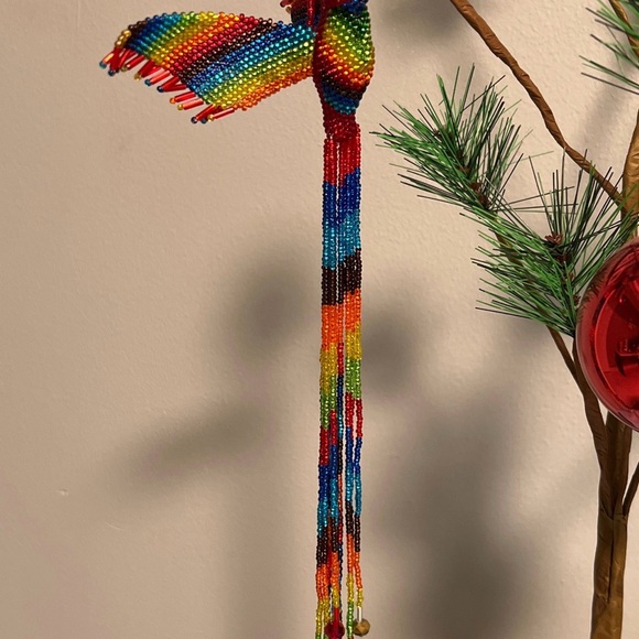 Rainbow beaded hummingbird keychain/ hummingbird keychain/ hummingbird ornament - Picture 4 of 6